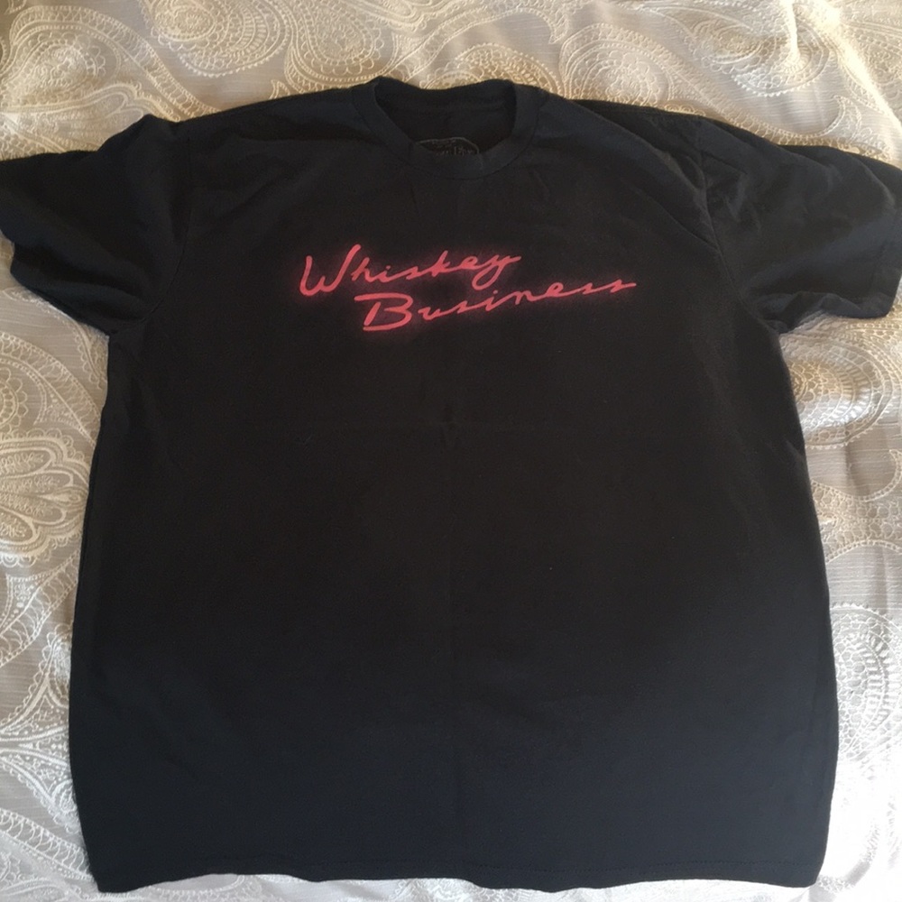 Black men's large t-shirt
